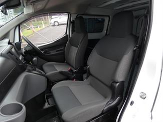 2020 Nissan NV200 - Thumbnail