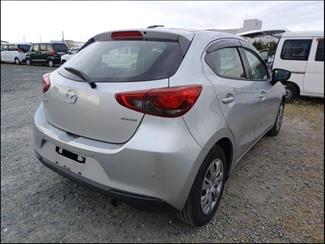2021 Mazda 2 - Thumbnail
