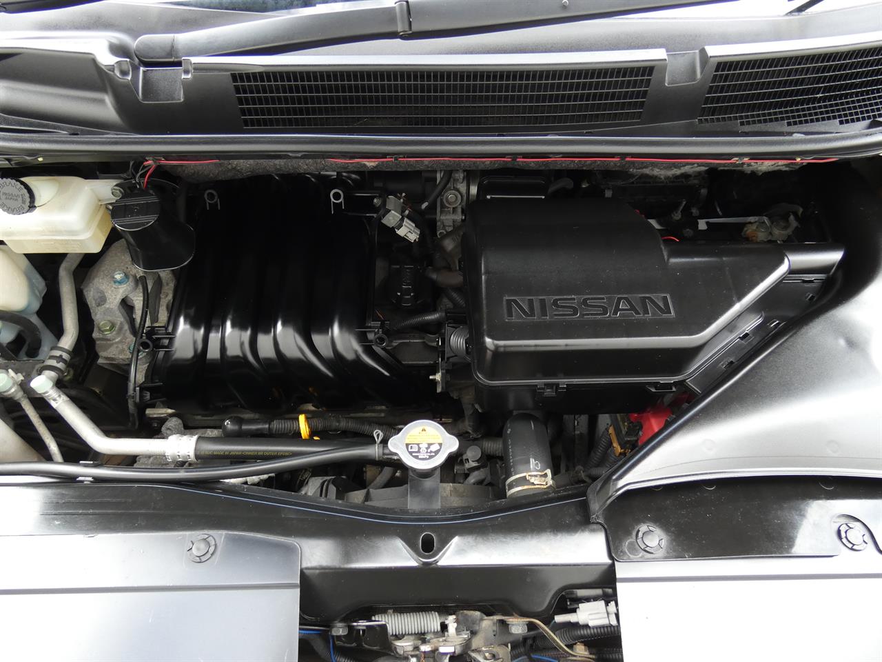 2013 Nissan SERENA