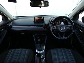 2020 Mazda 2 - Thumbnail