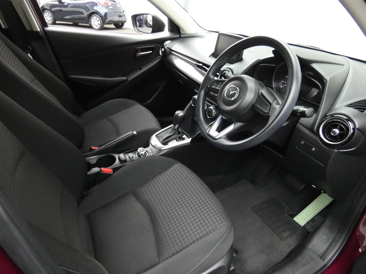 2017 Mazda DEMIO