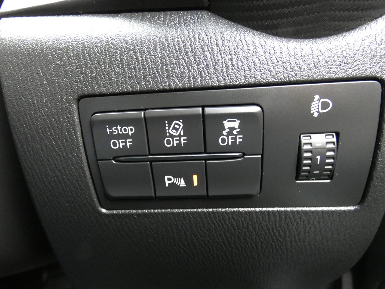 2018 Mazda DEMIO