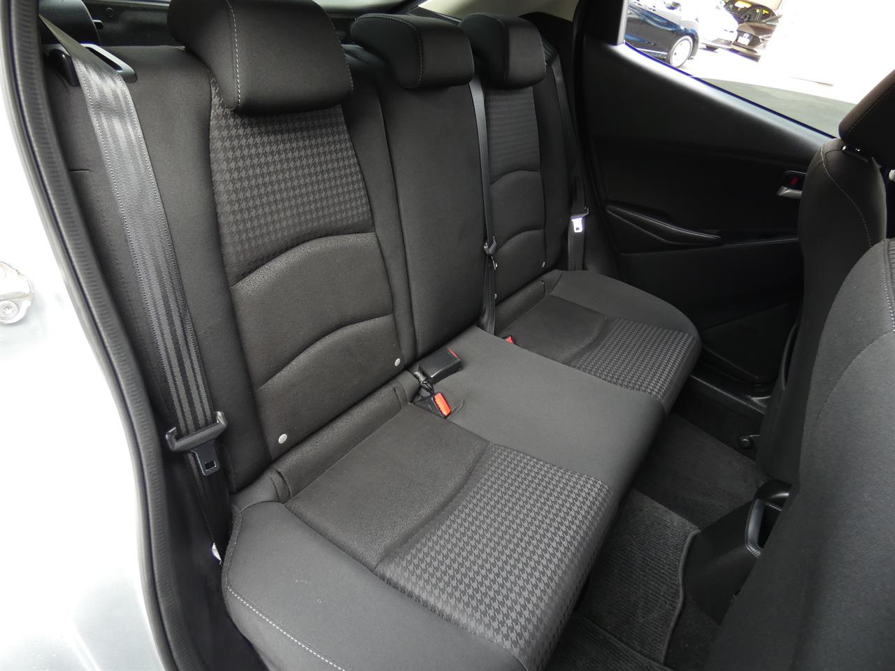 2017 Mazda DEMIO