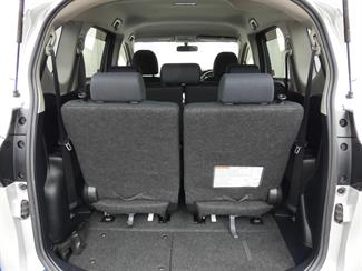 2016 Toyota Sienta - Thumbnail