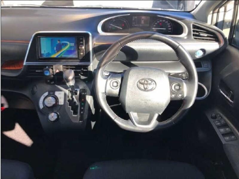 2016 Toyota Sienta