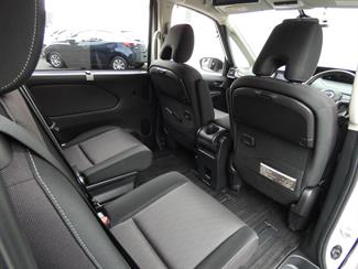 2017 Nissan SERENA - Thumbnail