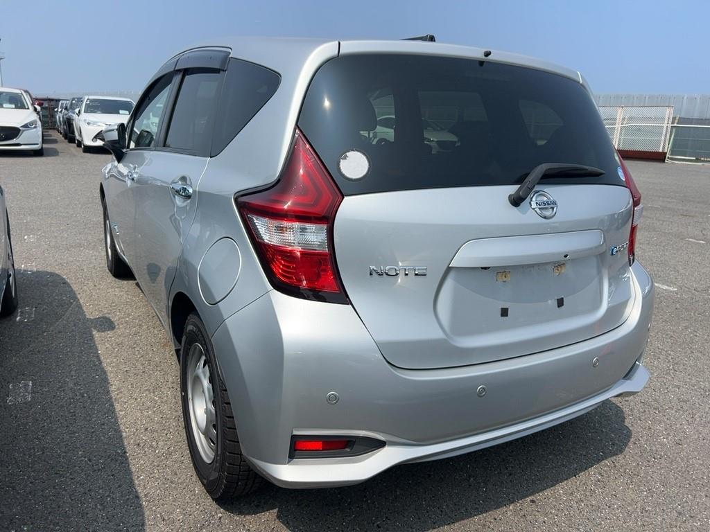 2020 Nissan NOTE