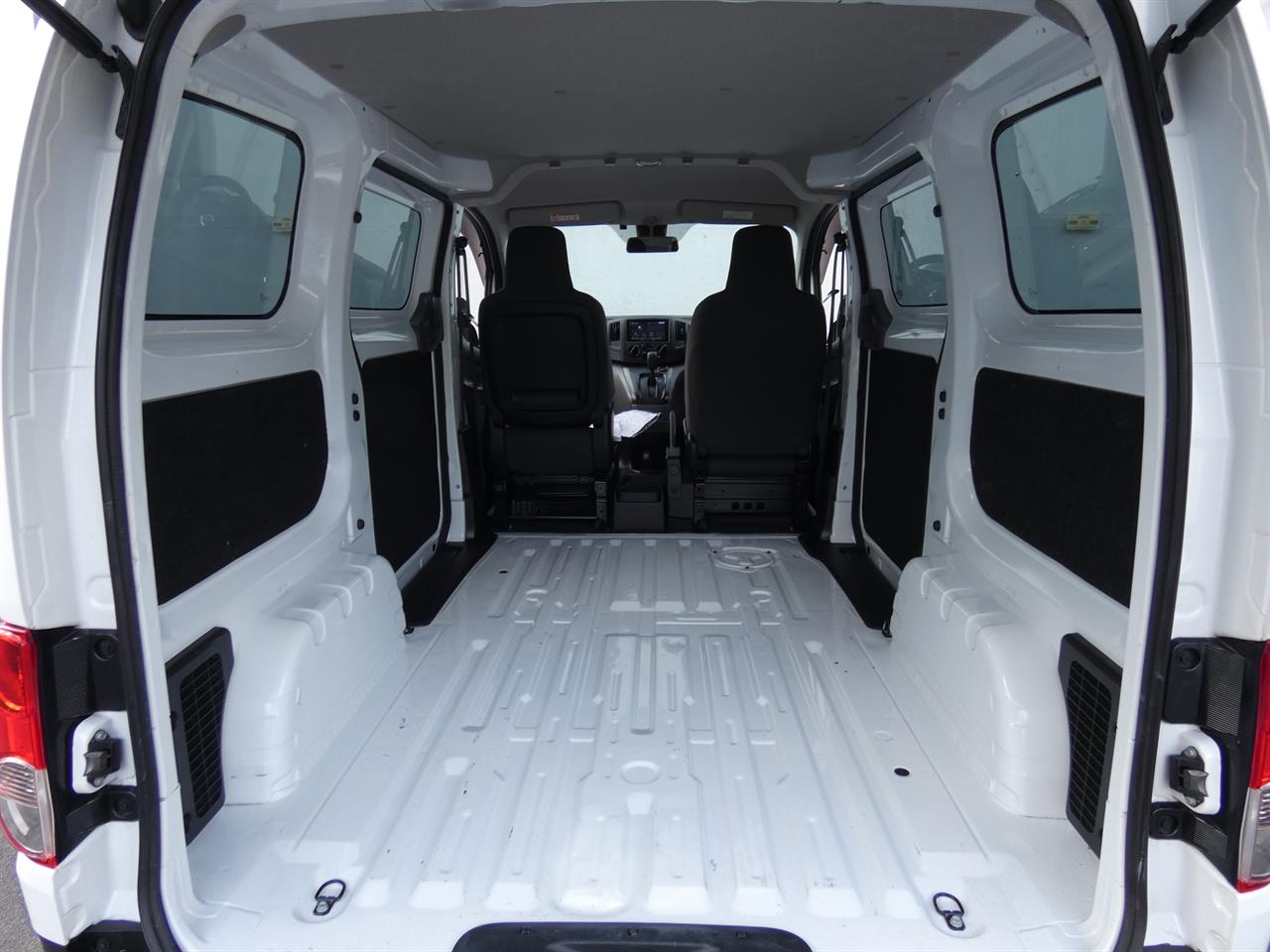 2021 Nissan NV200