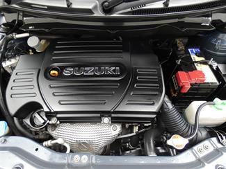 2015 Suzuki SWIFT - Thumbnail