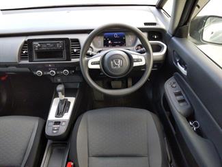 2020 Honda FIT - Thumbnail