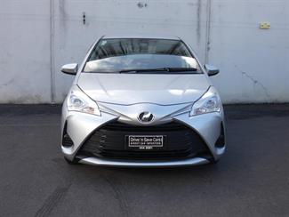 2017 Toyota VITZ - Thumbnail