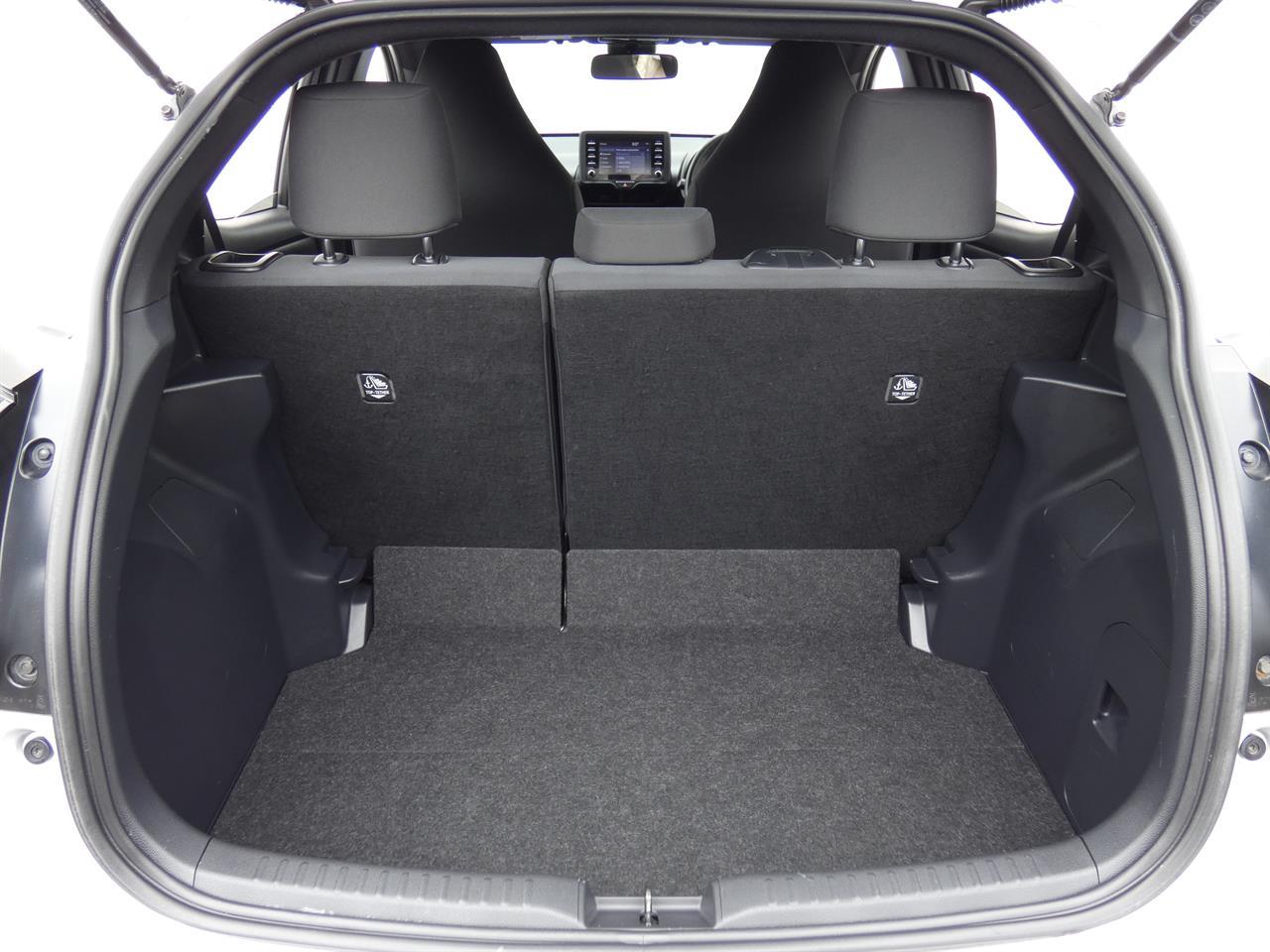 2021 Toyota YARIS