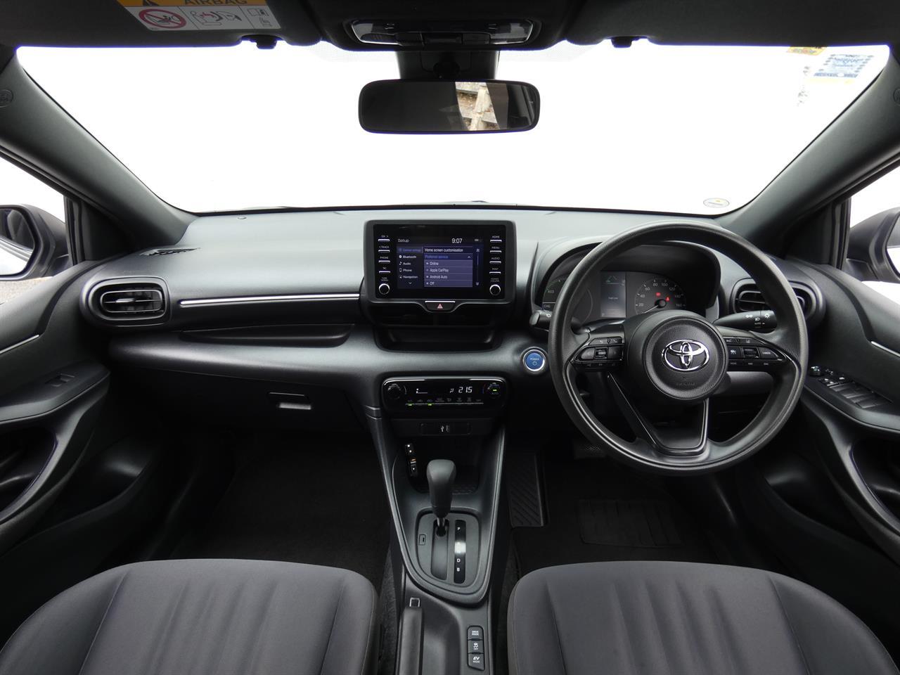 2021 Toyota YARIS