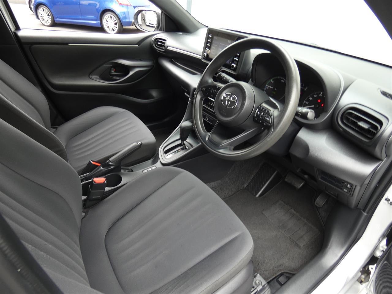 2021 Toyota YARIS
