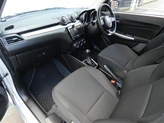 2019 Suzuki Swift - Thumbnail