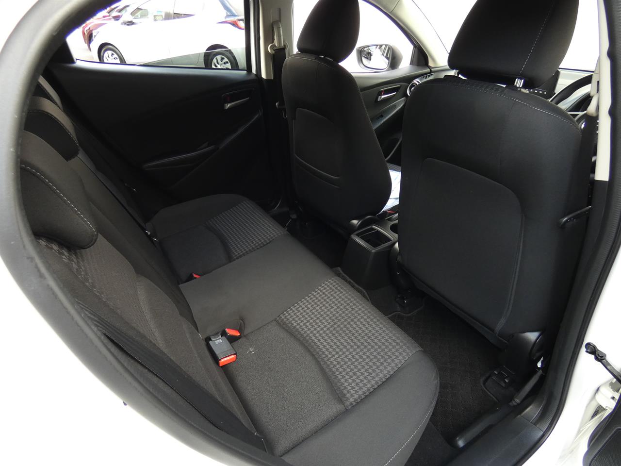 2018 Mazda DEMIO