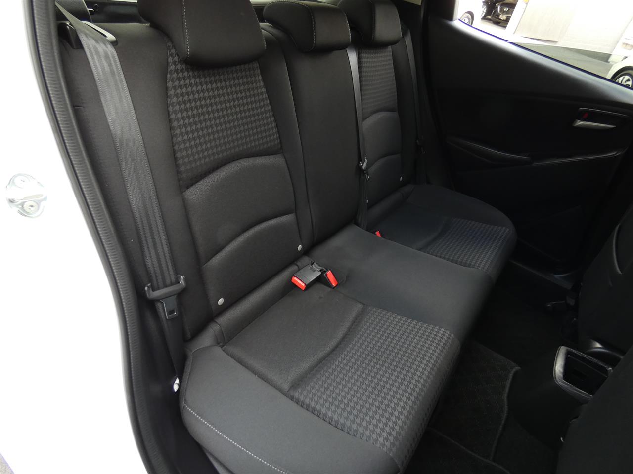 2018 Mazda DEMIO