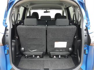 2016 Toyota Sienta - Thumbnail