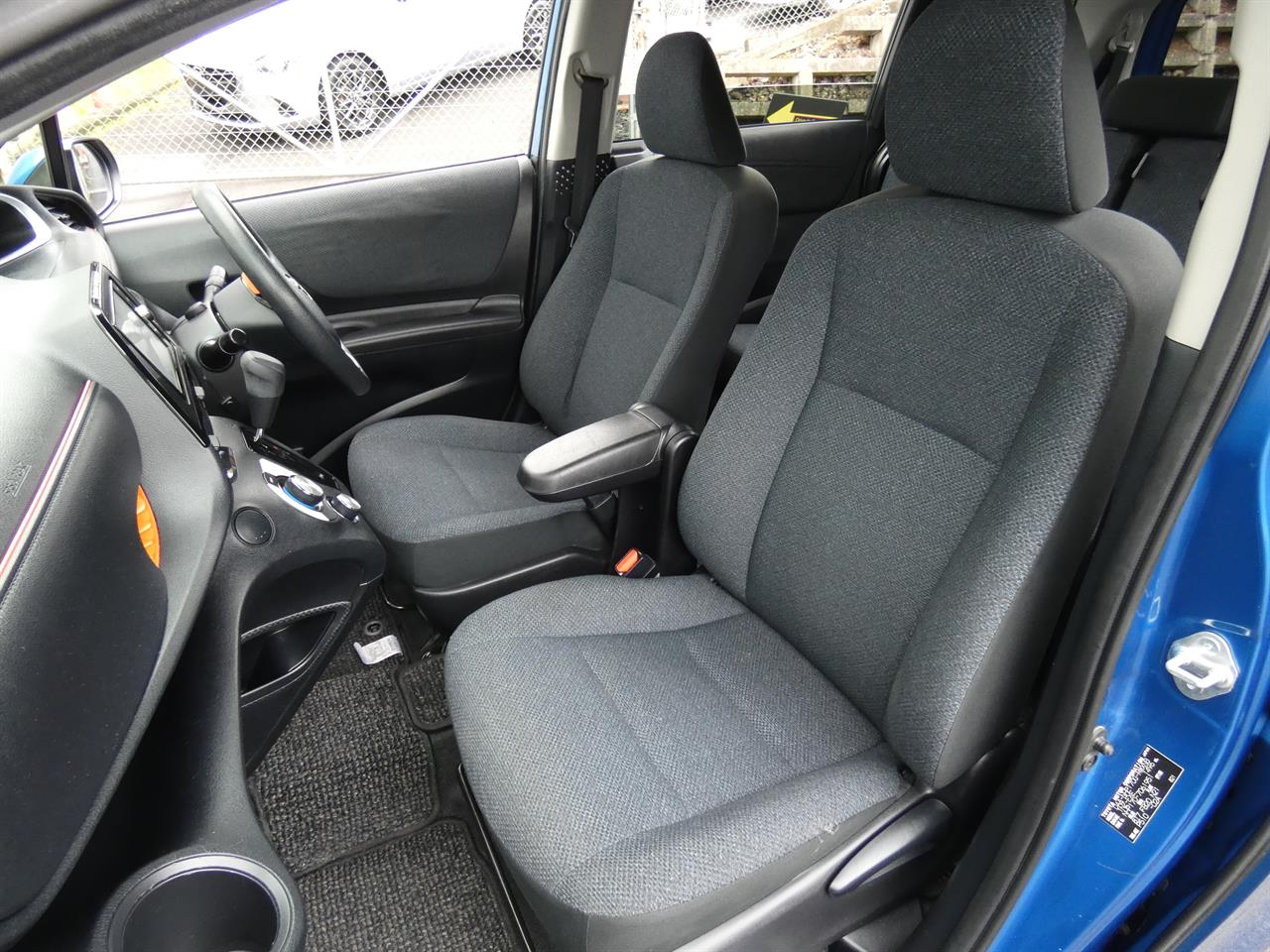 2016 Toyota Sienta