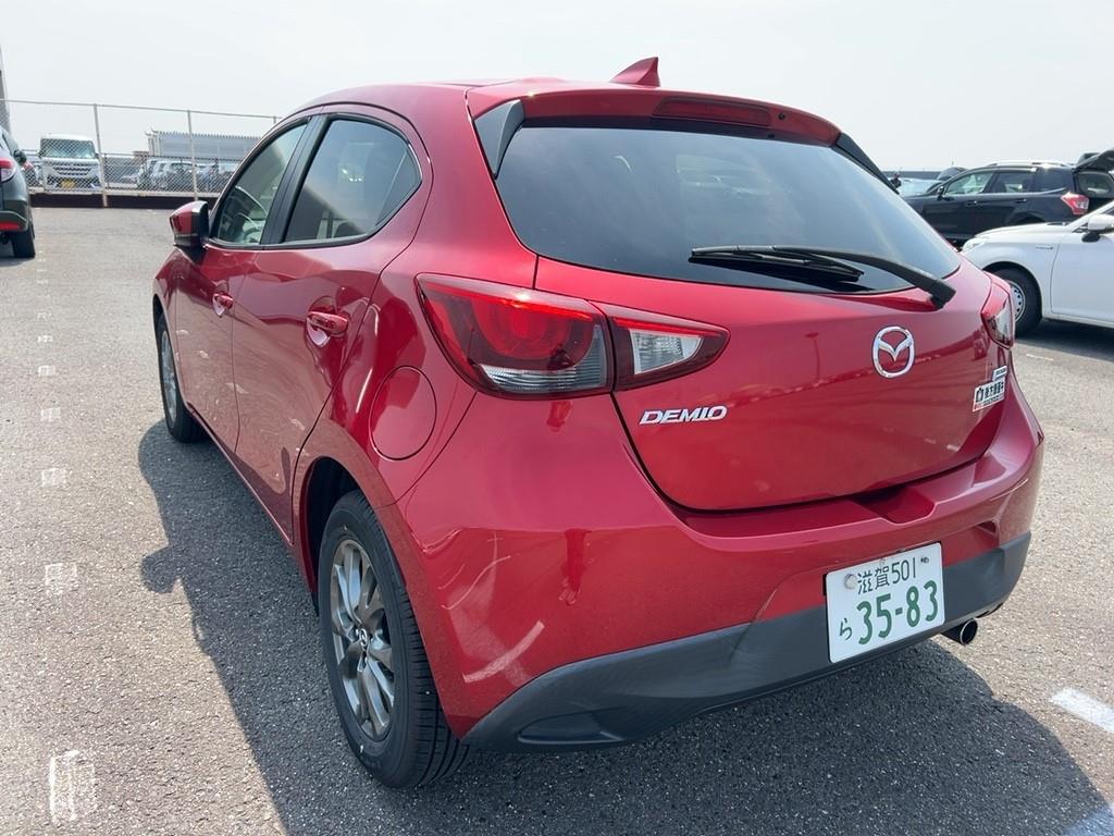 2017 Mazda DEMIO