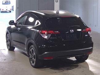 2017 Honda Vezel - Thumbnail