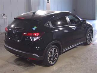 2017 Honda Vezel - Thumbnail