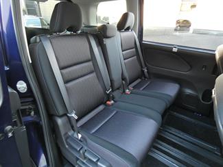 2017 Nissan SERENA - Thumbnail
