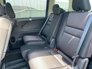 2017 Nissan SERENA - Thumbnail