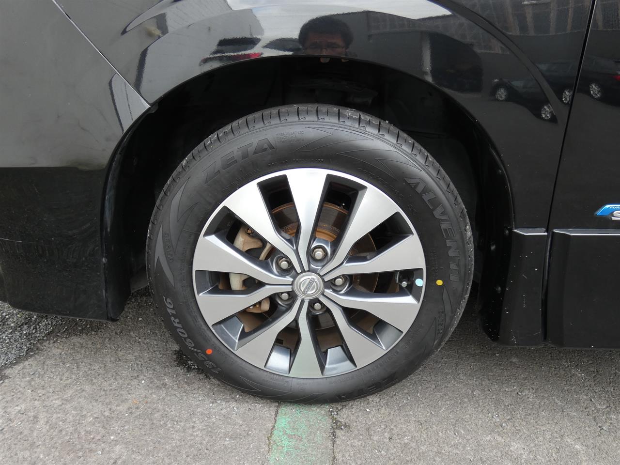 2016 Nissan SERENA