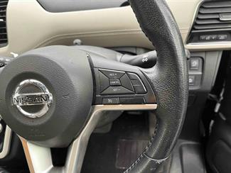 2016 Nissan SERENA - Thumbnail