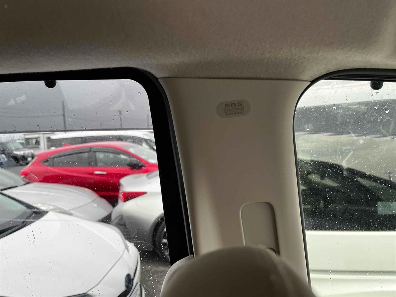 2016 Nissan SERENA