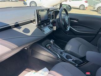 2020 Toyota COROLLA - Thumbnail