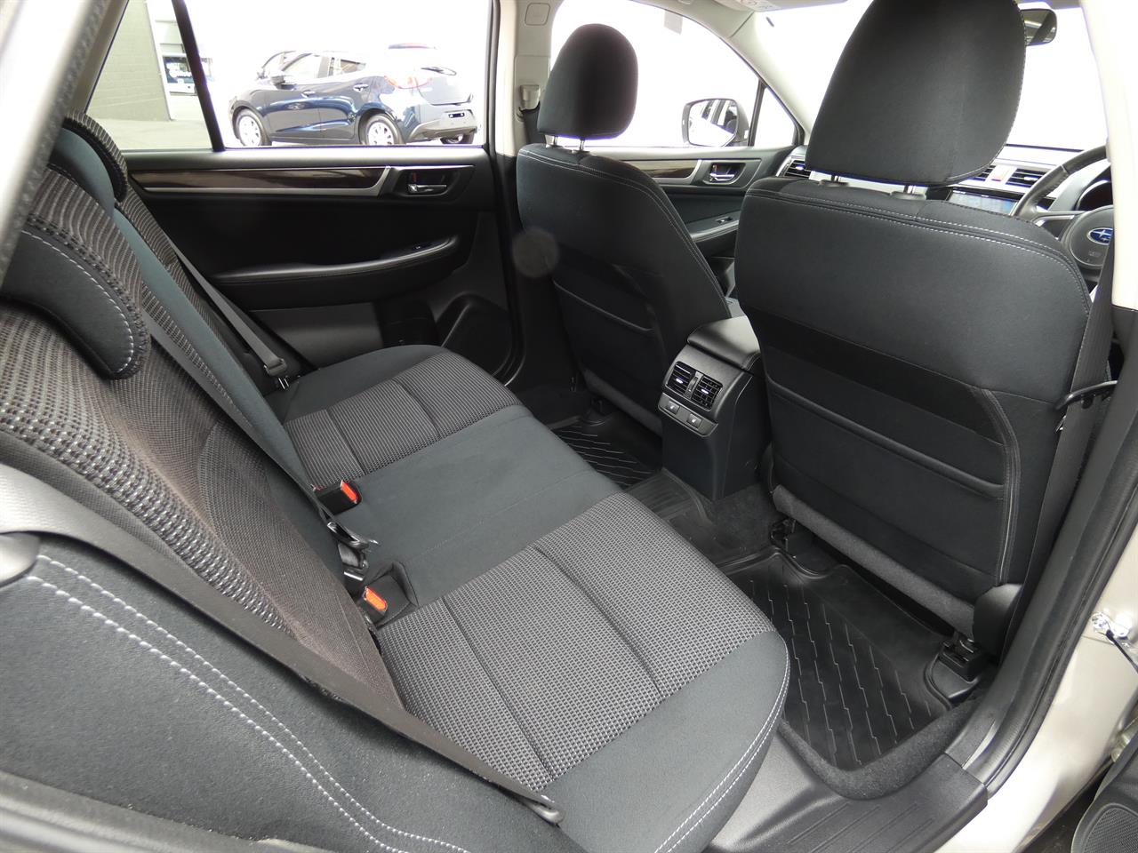 2015 Subaru OUTBACK
