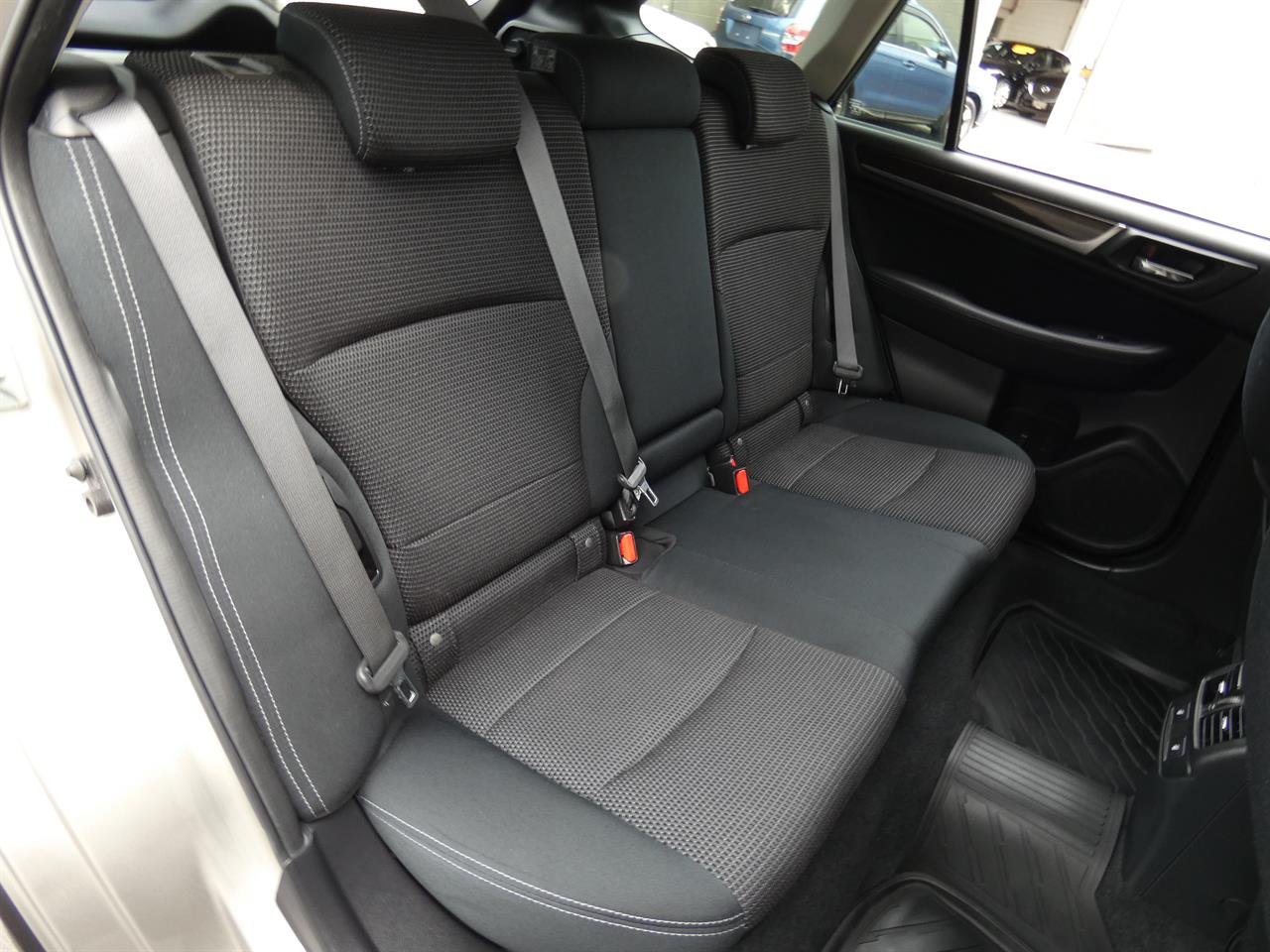 2015 Subaru OUTBACK