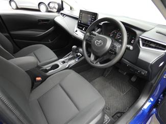 2020 Toyota COROLLA - Thumbnail