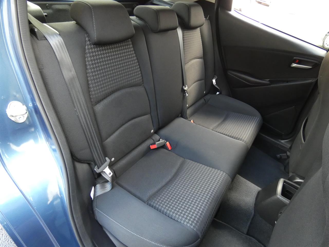 2017 Mazda DEMIO