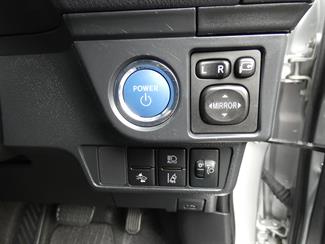 2021 Toyota COROLLA - Thumbnail