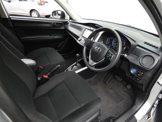 2021 Toyota COROLLA - Thumbnail