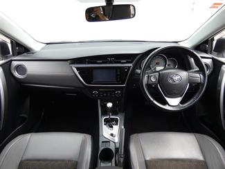 2014 Toyota AURIS - Thumbnail
