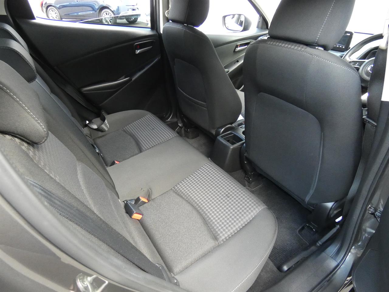 2018 Mazda DEMIO