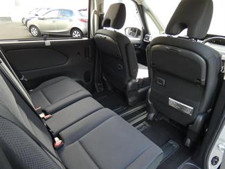 2017 Nissan SERENA - Thumbnail