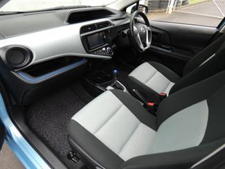 2014 Toyota AQUA - Thumbnail