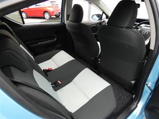 2014 Toyota AQUA - Thumbnail